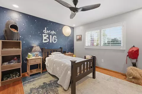 Bedroom - 320 Apollo Dr, Vista, CA 92084 photo 6 of 7