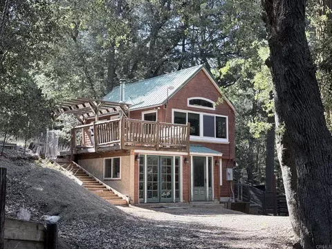 22045 Crestline Rd, Palomar Mountain, CA 92060