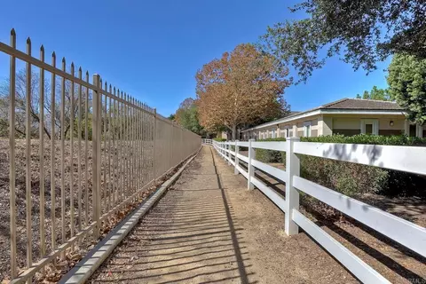 Exterior - 44802 Adam Ln, Temecula, CA 92592 photo 9 of 9