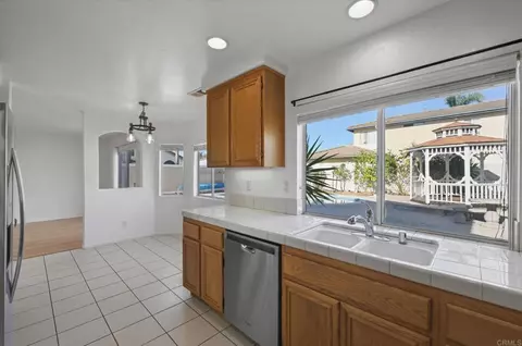 Kitchen - 10260 Pinon Pl, Lakeside, CA 92040 photo 3 of 3