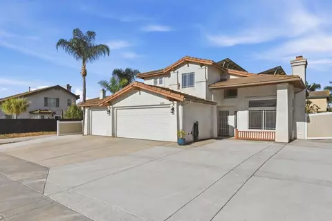 Exterior - 10260 Pinon Pl, Lakeside, CA 92040 photo 8 of 9