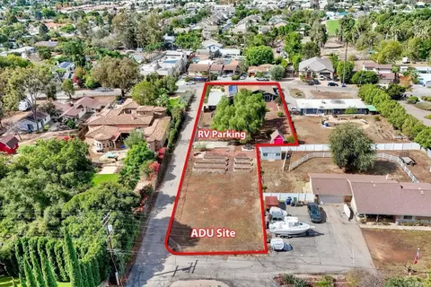 Exterior - 1503 Independence Way, Vista, CA 92084 photo 2 of 18