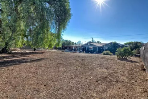 Exterior - 1503 Independence Way, Vista, CA 92084 photo 4 of 18