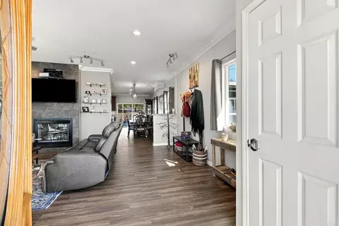Entry Way - 1503 Independence Way, Vista, CA 92084 photo 2 of 2