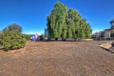 Exterior - 1503 Independence Way, Vista, CA 92084 photo 6 of 18