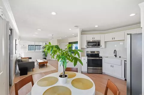 Dining - 3475 Paseo De Brisas #41, Oceanside, CA 92056 photo 2 of 4