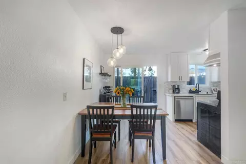 Dining - 981 N Vulcan Ave #4, Encinitas, CA 92024 photo 1 of 4