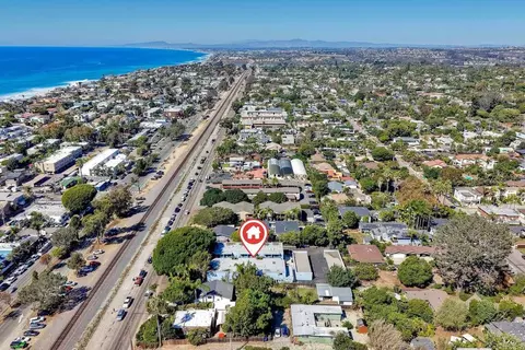 View/Area - 981 N Vulcan Ave #4, Encinitas, CA 92024 photo 8 of 9
