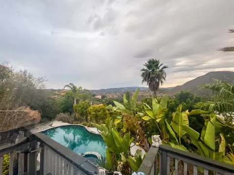 2890 Vista Del Rio, Fallbrook, CA 92028 photo 2