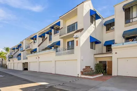 8310 Regents Rd #3H, San Diego, CA 92122