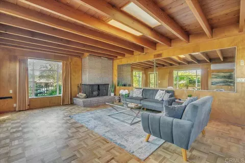 Living - 820 E 5th Ave #-, Escondido, CA 92025 photo 1 of 4