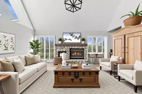 Living - 4616 Rancho Reposo, Del Mar, CA 92014 photo 2 of 6