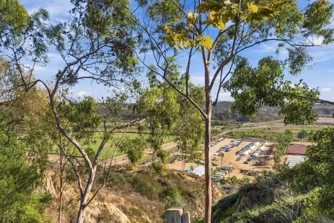 Exterior - 4616 Rancho Reposo, Del Mar, CA 92014 photo 6 of 10