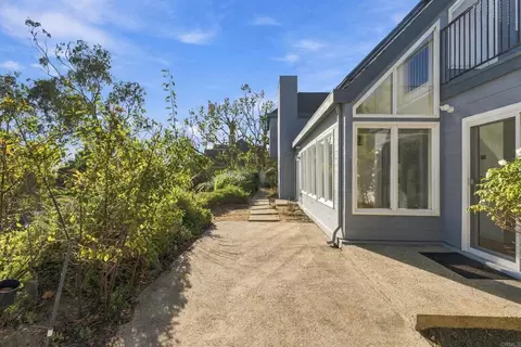 Exterior - 4616 Rancho Reposo, Del Mar, CA 92014 photo 4 of 10