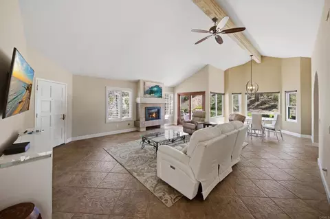 Living - 4878 Galicia Way, Oceanside, CA 92056 photo 2 of 4