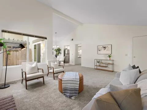 Living - 631 Persimmon Way, Oceanside, CA 92058 photo 3 of 5