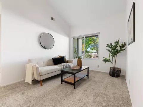 Living - 631 Persimmon Way, Oceanside, CA 92058 photo 4 of 5