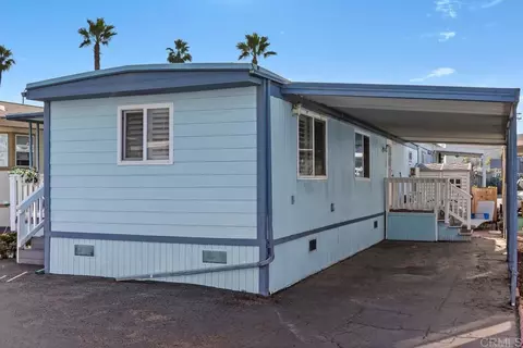 205 Kristy Ln, Oceanside, CA 92054 photo 2