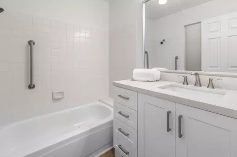 Bath - 2035 Mountain Vista Way, Oceanside, CA 92054 photo 1 of 2