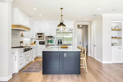 Kitchen - 7051 Heron Cir, Carlsbad, CA 92011 photo 2 of 2