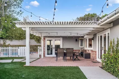 Exterior - 1815 Bailey Dr, Oceanside, CA 92054 photo 3 of 5