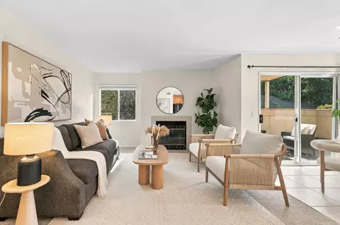 11215 Avenida De Los Lobos #B, San Diego, CA 92127