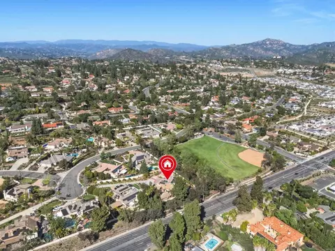 View/Area - 16883 Saint Andrews Dr, Poway, CA 92064 photo 5 of 10