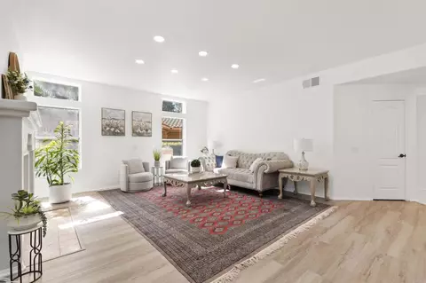 Living - 16883 Saint Andrews Dr, Poway, CA 92064 photo 3 of 6