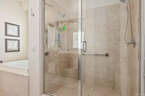 Bath - 1847 Azul Vis, San Marcos, CA 92078 photo 3 of 5