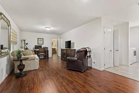 1010 E Bobier Dr #5, Vista, CA 92084 photo 9