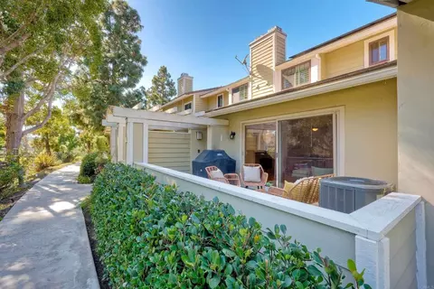 3706 Carmel View Rd, San Diego, CA 92130