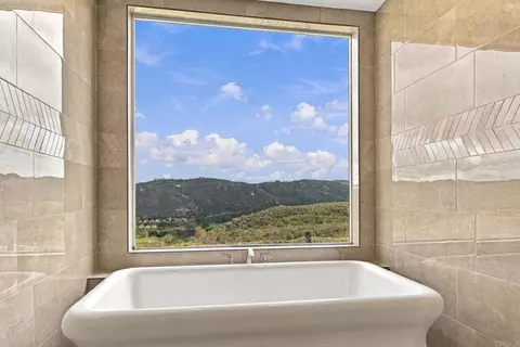Bath - 2260 Panoramic Way, Vista, CA 92084 photo 1 of 8