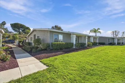 Exterior - 3720 Mount Vernon Ave, Oceanside, CA 92057 photo 2 of 6