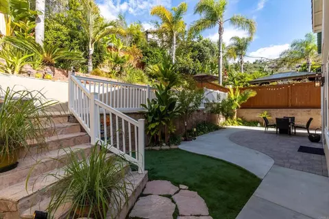 Exterior - 2285 Hillyer St, Carlsbad, CA 92008 photo 10 of 11
