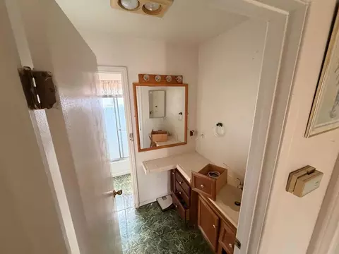 Bath - 927 E Lincoln St, Carson, CA 90745 photo 3 of 4