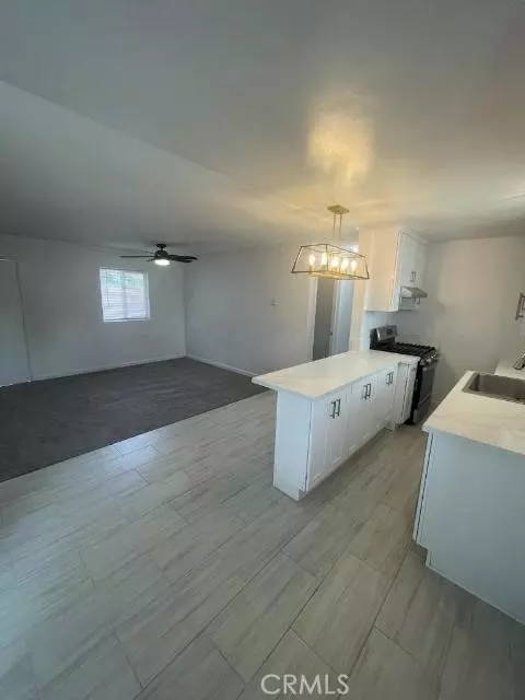 1426 E Date St, Hemet, CA 92544