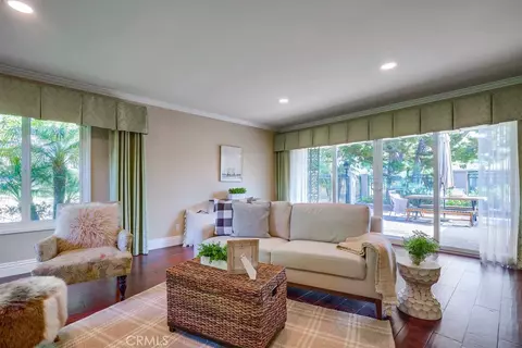 17402 Jacaranda Ave, Tustin, CA 92780