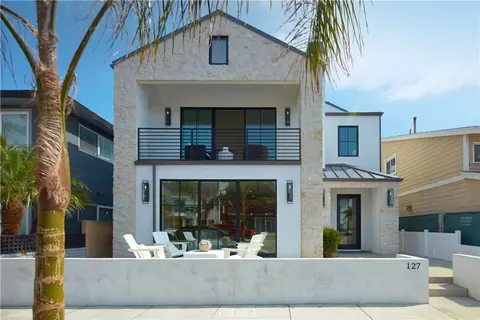 127 E Bay Ave, Newport Beach, CA 92661