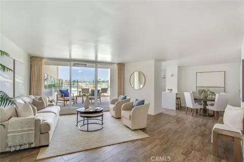 310 Fernando St #111, Newport Beach, CA 92661
