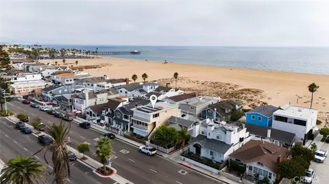 109 E Balboa Blvd, Newport Beach, CA 92661