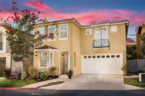 2113 Canyon Cir, Costa Mesa, CA 92627