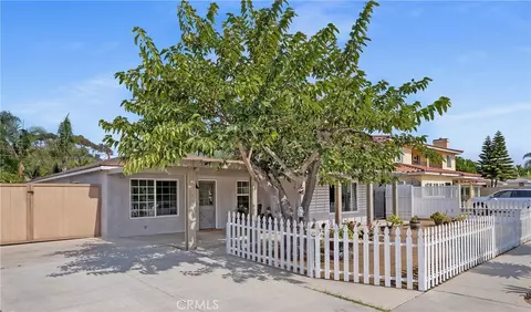 980 19th St, Costa Mesa, CA 92627