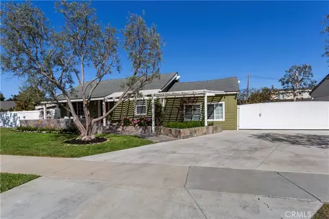4337 E La Cara St, Long Beach, CA 90815