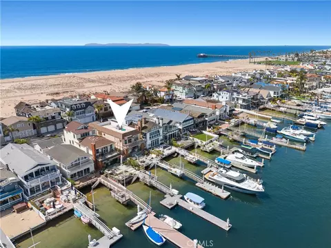1214 E Balboa Blvd, Newport Beach, CA 92661
