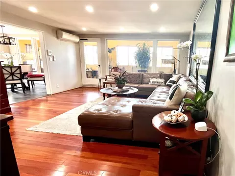 10443 Magnolia Blvd, North Hollywood, CA 91601
