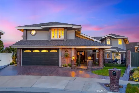 1232 Blue Gum Ln, Newport Beach, CA 92660