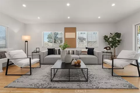5518 Terrace Dr, La Crescenta, CA 91214