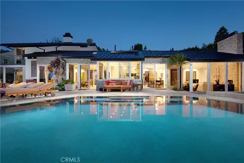 22 Cherry Hills Ln, Newport Beach, CA 92660