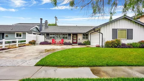 5812 Raphael Dr, Huntington Beach, CA 92649