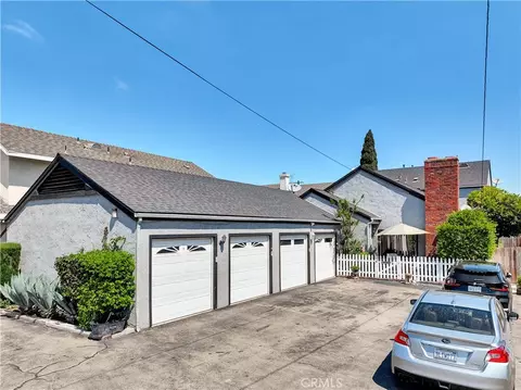 416 Hamilton St, Costa Mesa, CA 92627
